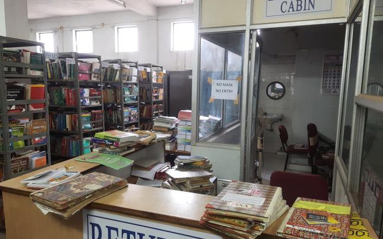 Ideal College library